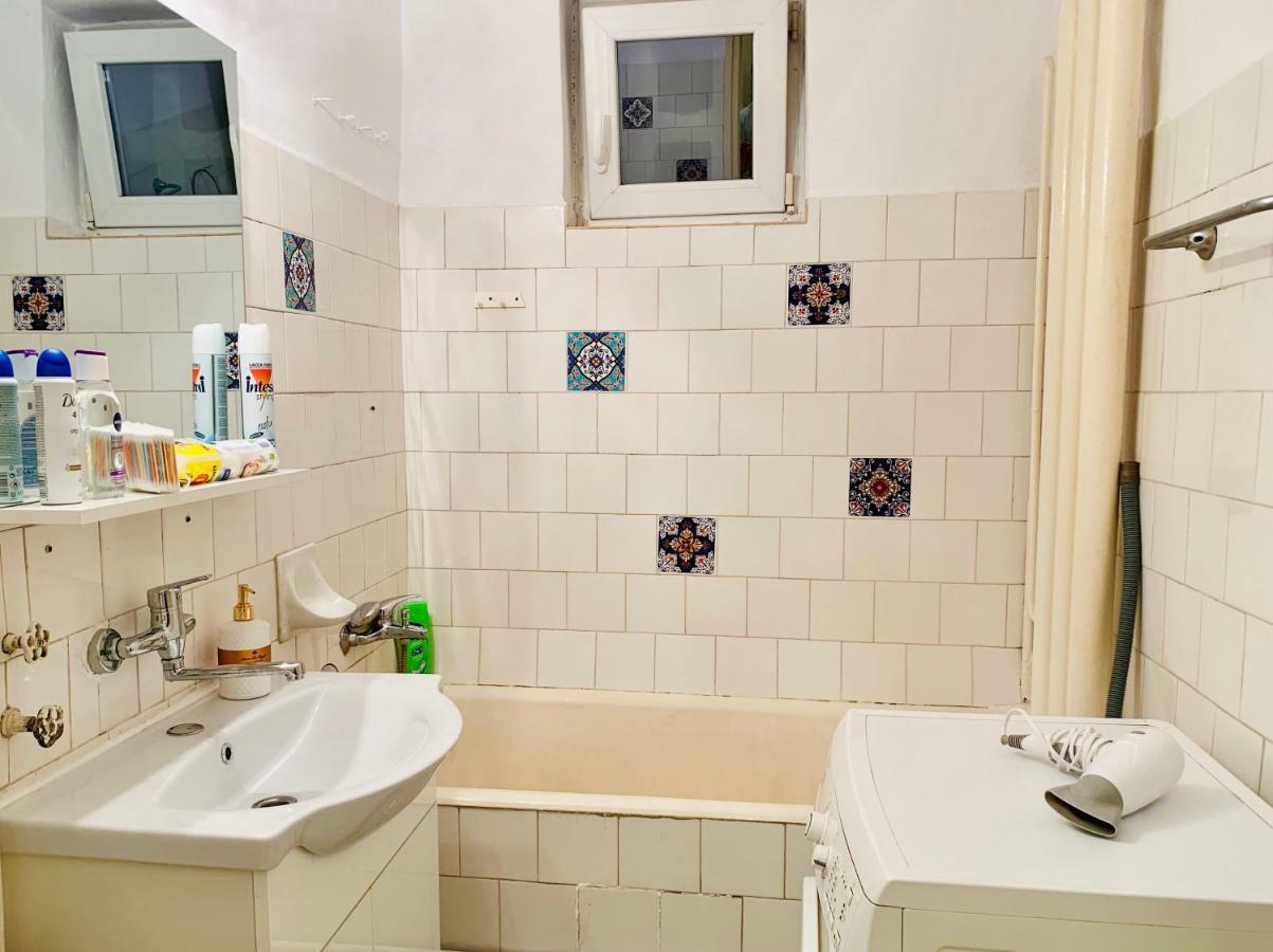 Ultracentral Apartment With All You Need: Wifi, Tv, Ac, Washer, Coffe Timişoara Exteriör bild