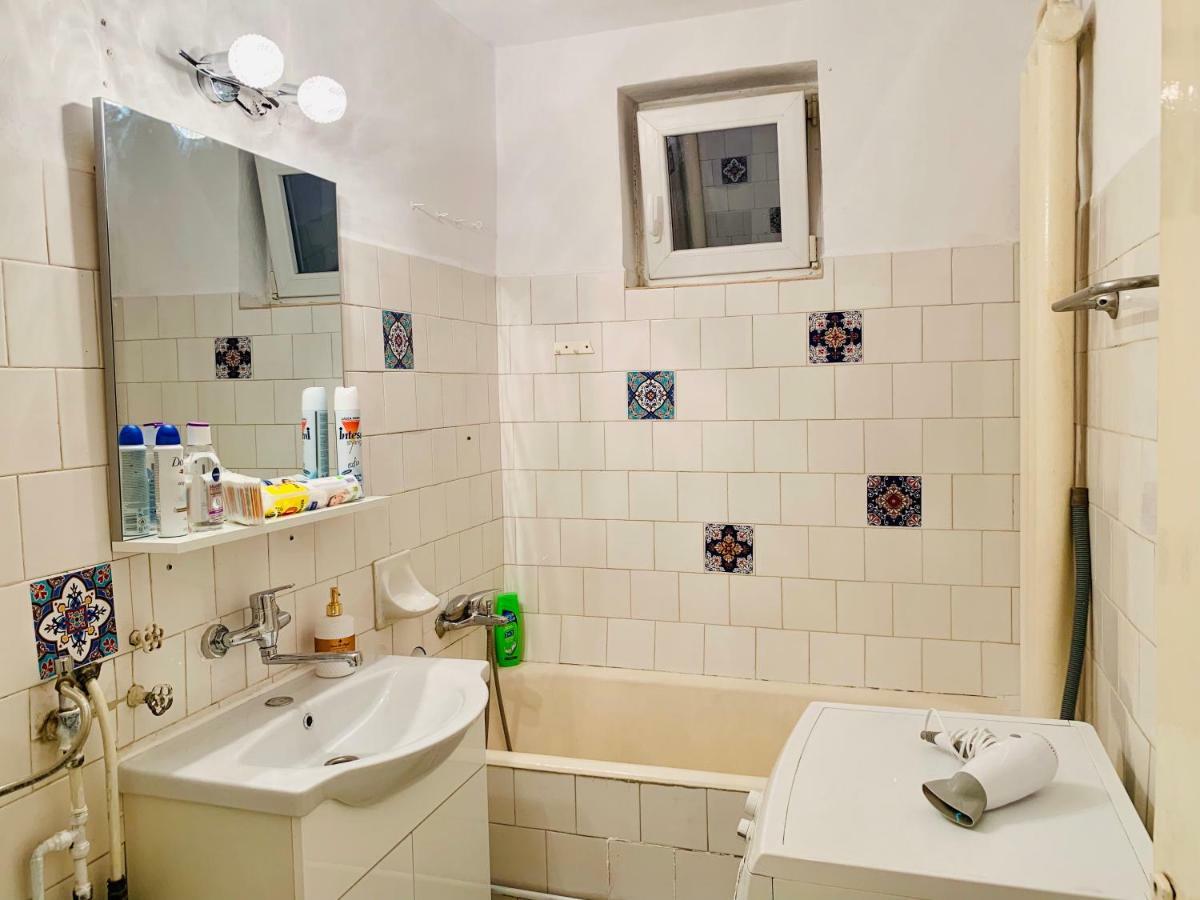 Ultracentral Apartment With All You Need: Wifi, Tv, Ac, Washer, Coffe Timişoara Exteriör bild
